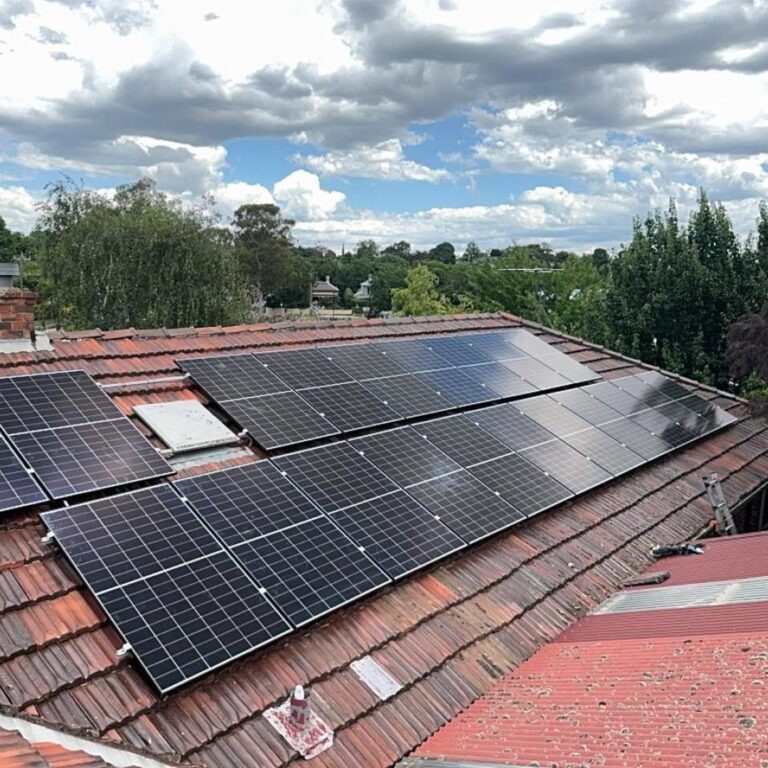 Solar power installation in Melbourne by Solahart Ballarat and Bacchus Marsh